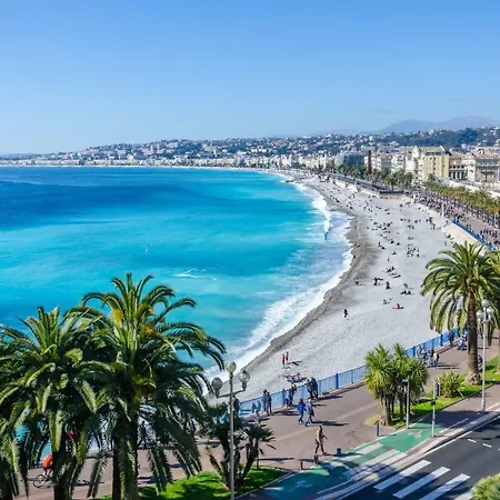 Nestor&jeeves - Emeraude Azur - Central - By Sea *