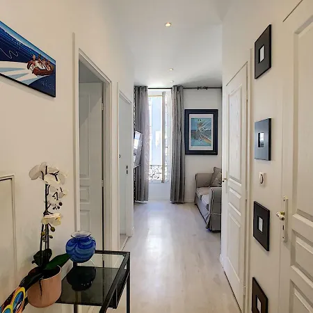 Nestor&jeeves - Emeraude Azur - Central - By Sea * Nice